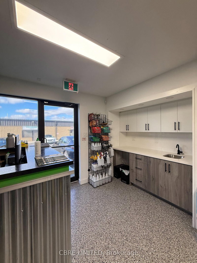 2A - 38B Bigwin Rd, Hamilton, L8W 3R4 | Image 3