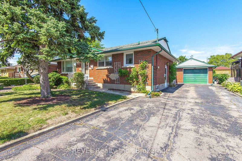 9 Hawthorne Ave, St. Catharines, L2M 6A8 | Image 2