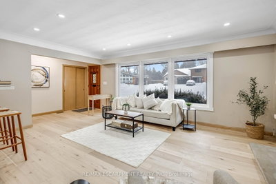 626 Iroquois Avenue — photo 5