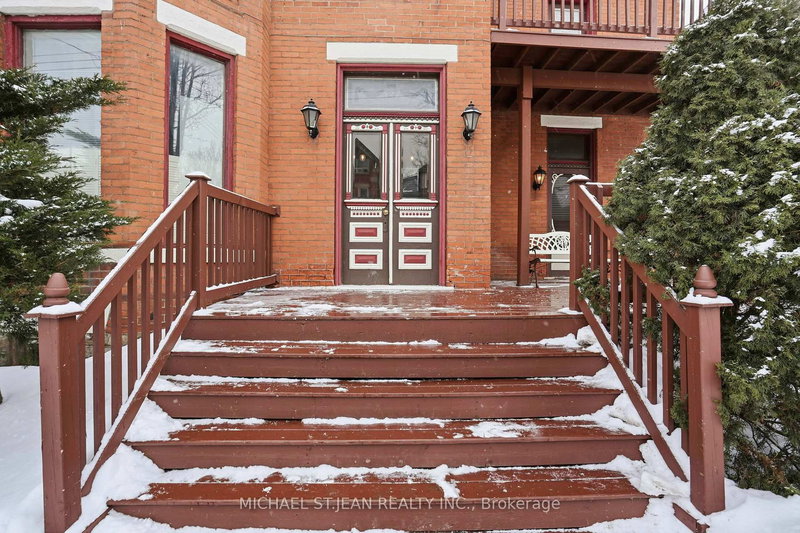 27 Ontario Ave, Hamilton, L8N 2X1 | Image 3