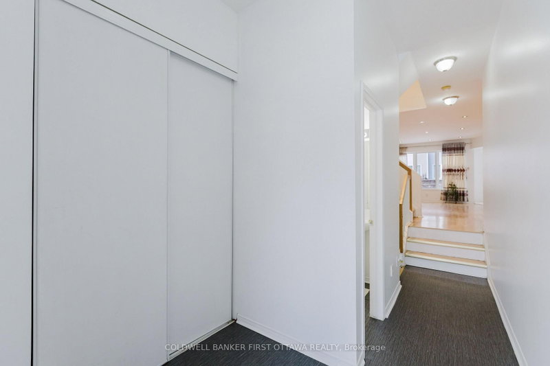 Room2