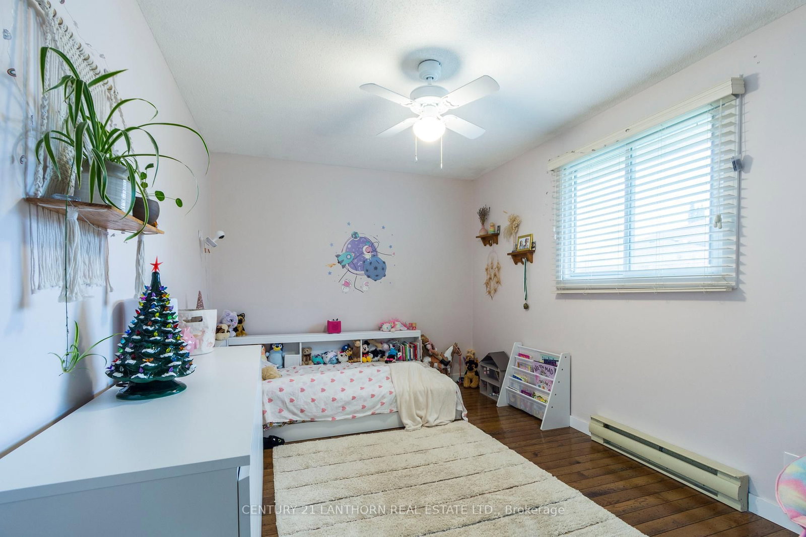 Detached House for sale at 94 NORTH MURRAY Street, Quinte West, Ontario, K8V 2E7 - Trenton Ward - MLS: X12796422