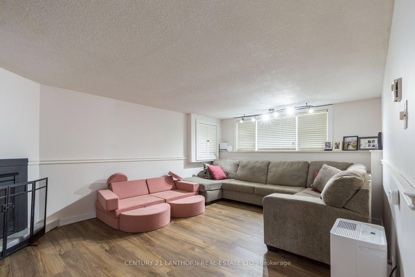 Detached House for sale at 94 NORTH MURRAY Street, Quinte West, Ontario, K8V 2E7 - Trenton Ward - MLS: X12796422