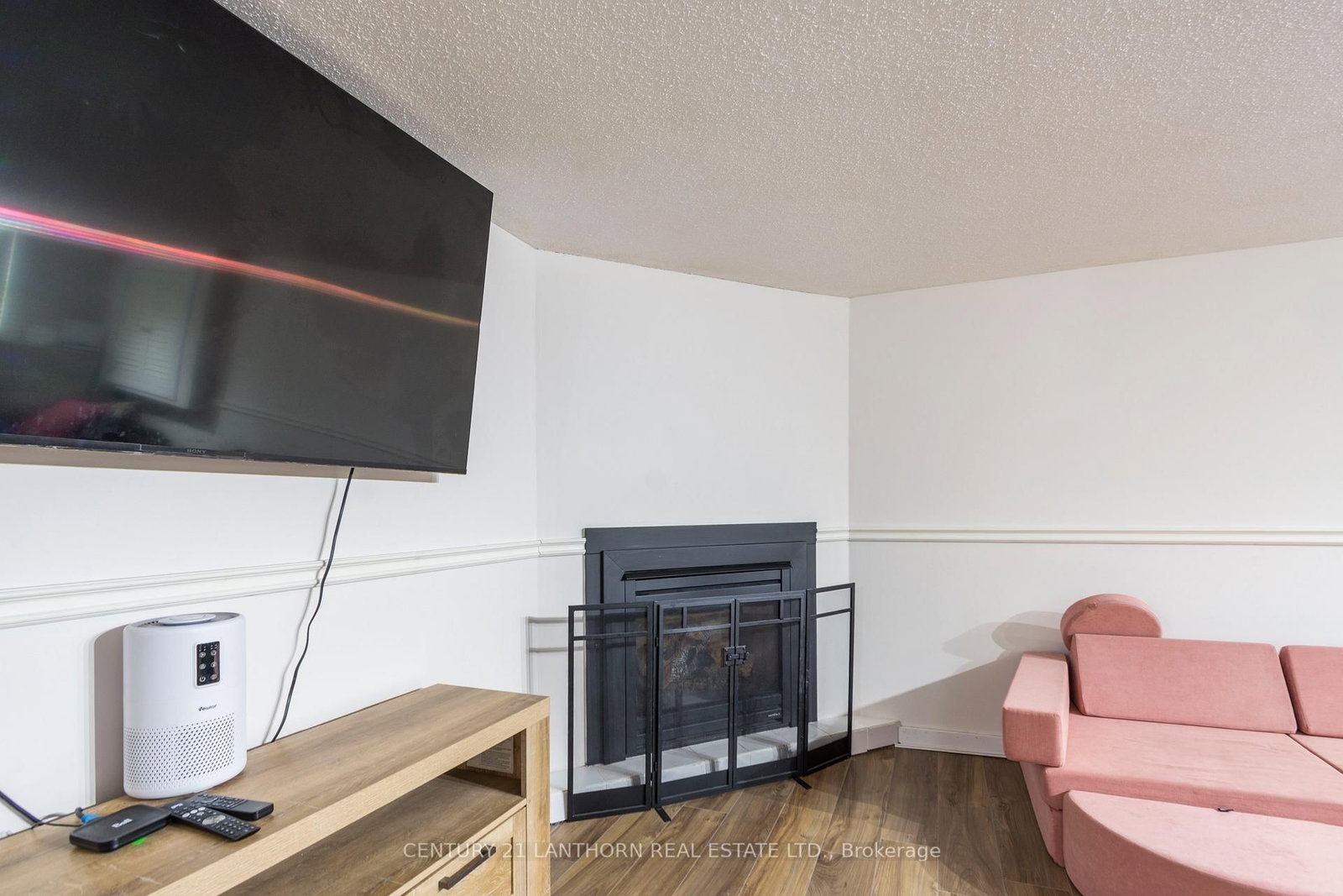 Detached House for sale at 94 NORTH MURRAY Street, Quinte West, Ontario, K8V 2E7 - Trenton Ward - MLS: X12796422