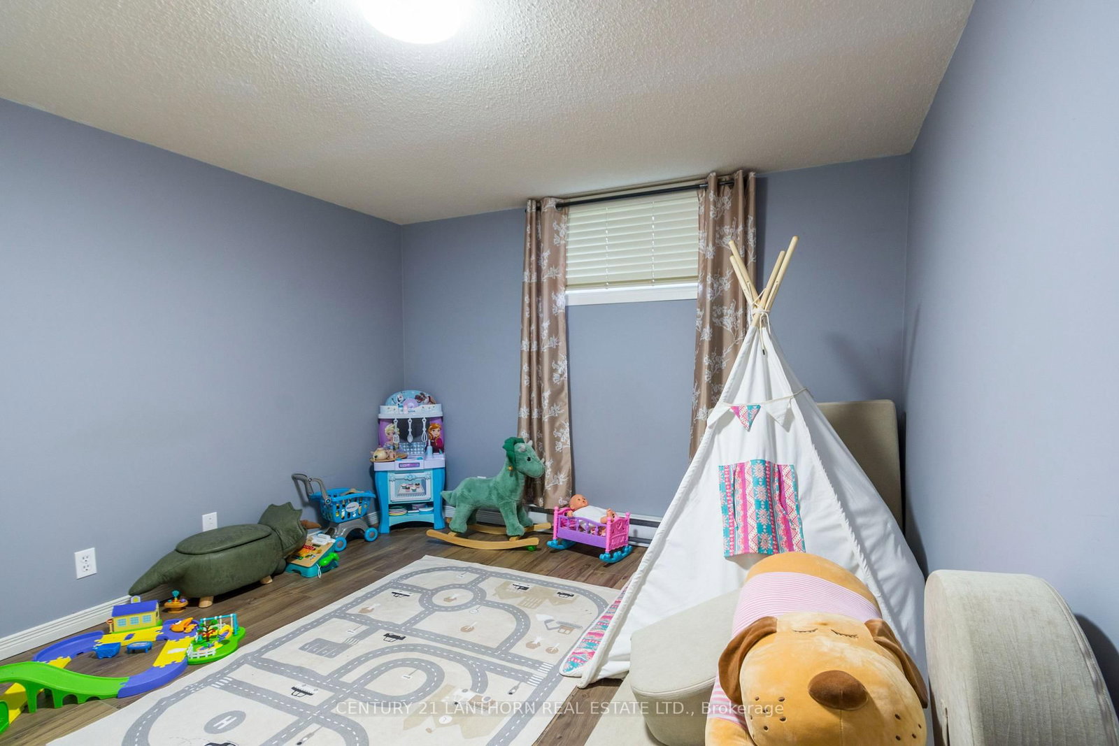 Detached House for sale at 94 NORTH MURRAY Street, Quinte West, Ontario, K8V 2E7 - Trenton Ward - MLS: X12796422