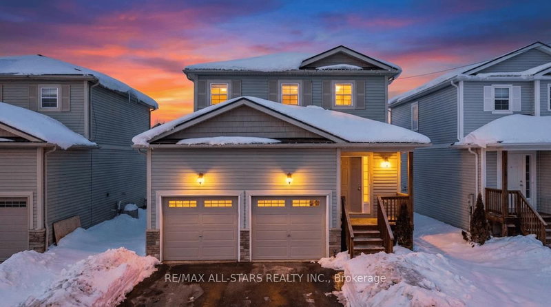 81 Douglas Dr, Bracebridge, P1L 0L3 | Image 2