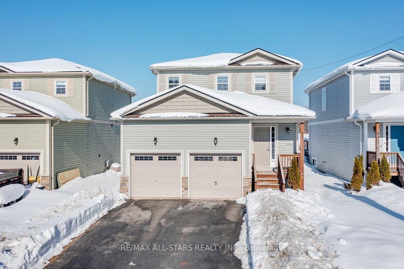 81 Douglas Dr, Bracebridge, P1L 0L3 | Image 3