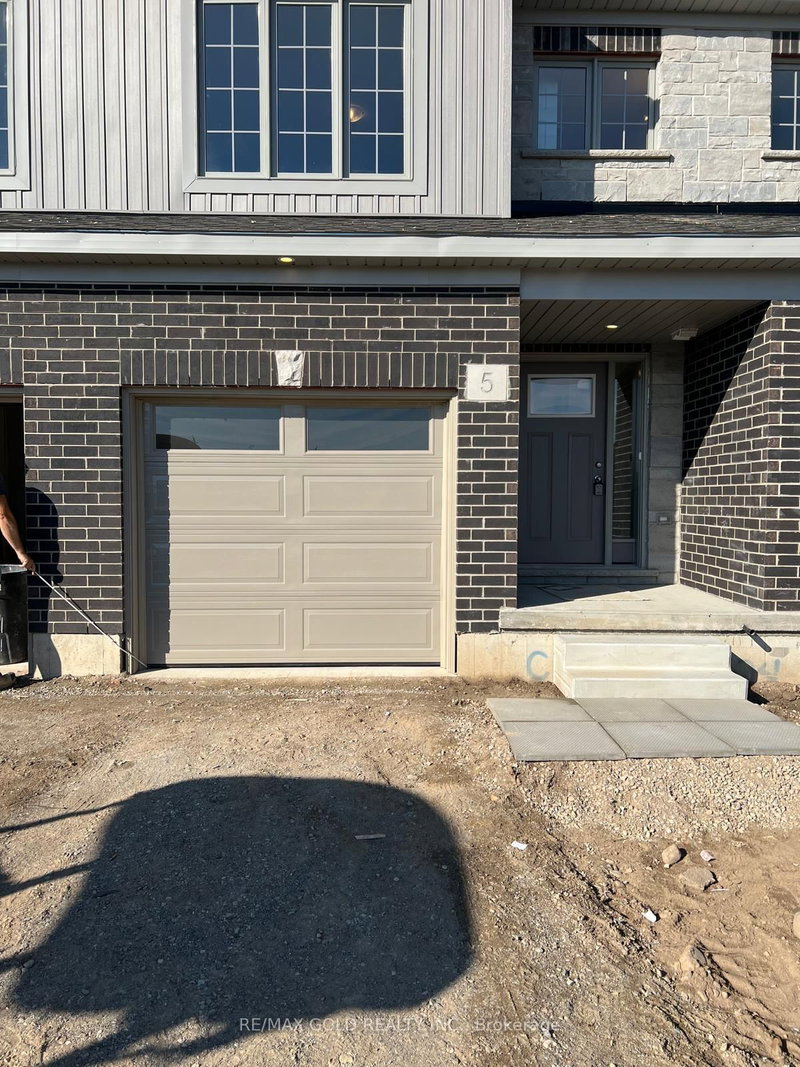 home for sale on 5 West Mill Street