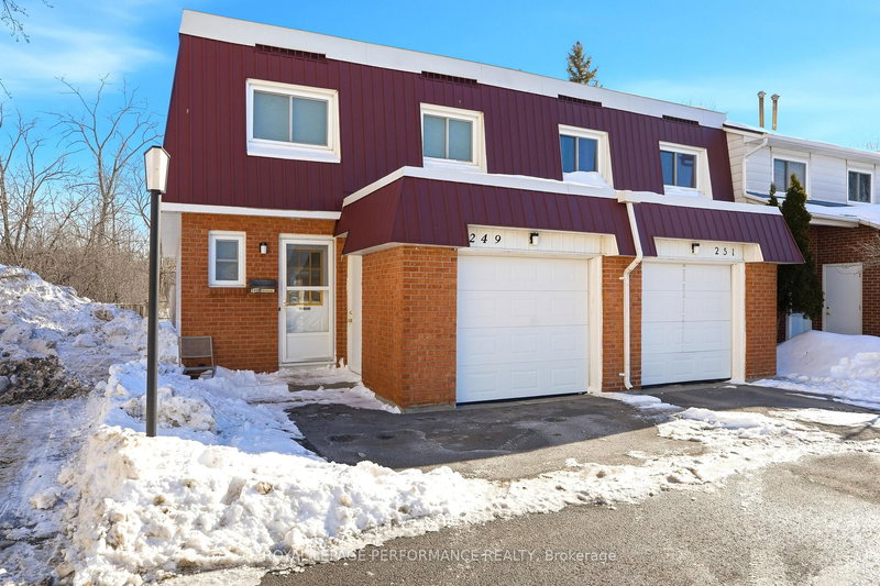 94 - 249 Romulus Private, Ottawa, K1K 3Y2 | Image 2