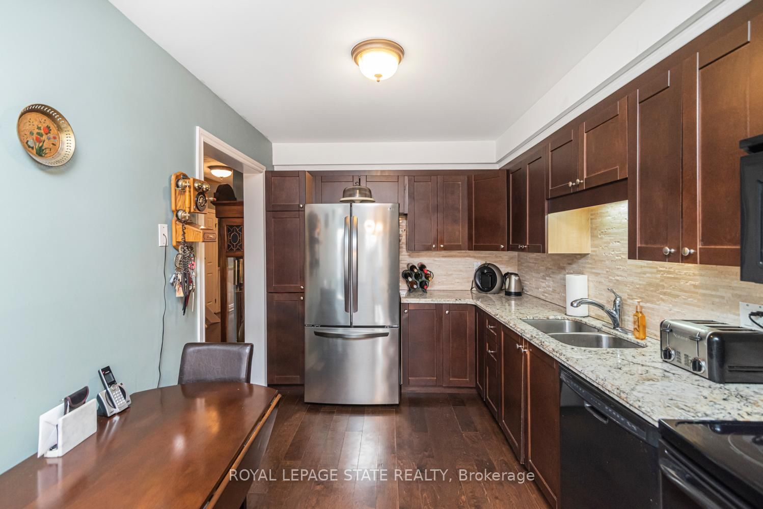 Townhouse for sale at 22-255 Mount Albion Road, Hamilton, Ontario, L8K 6P7 - Red Hill - MLS: X12797004