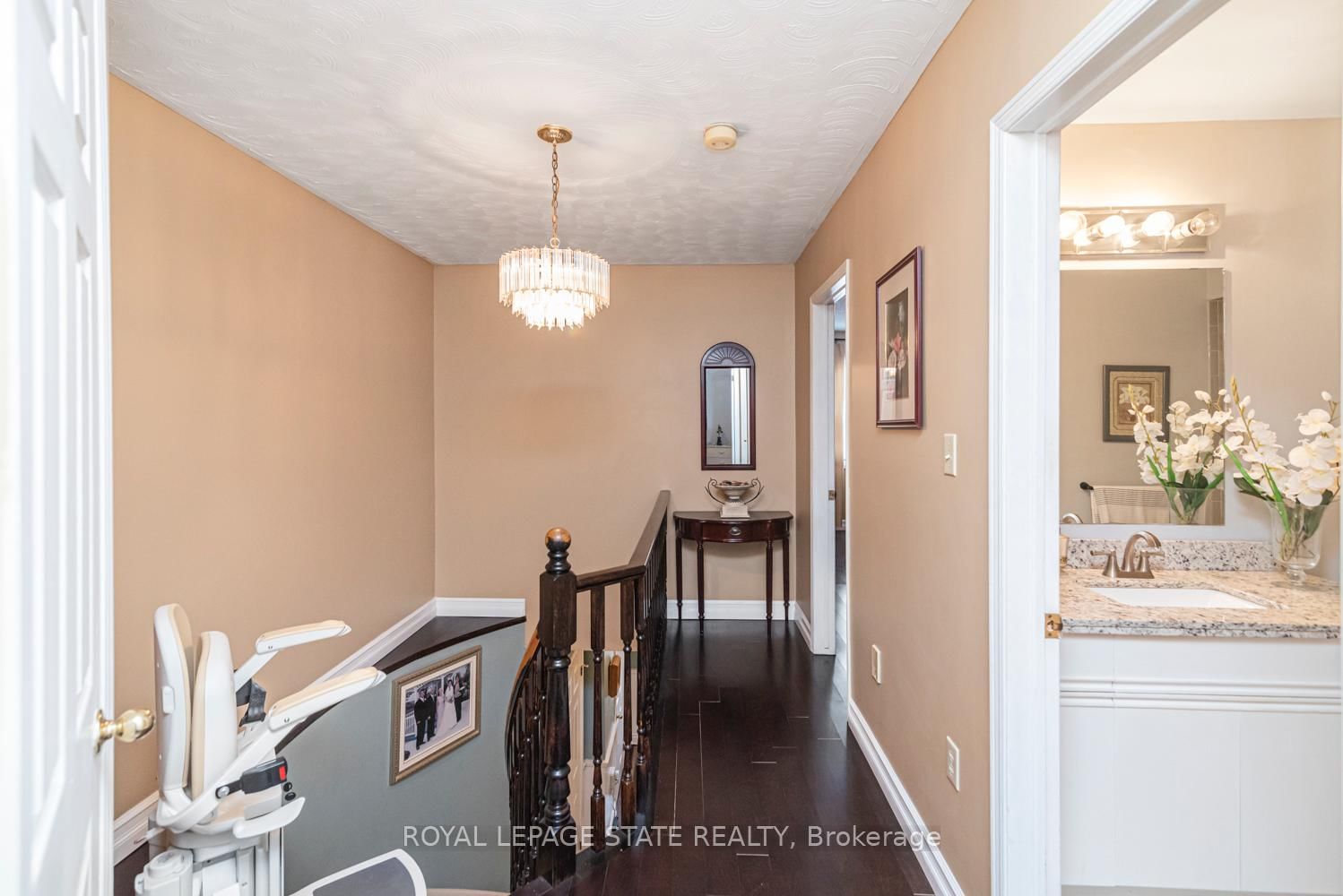 Townhouse for sale at 22-255 Mount Albion Road, Hamilton, Ontario, L8K 6P7 - Red Hill - MLS: X12797004