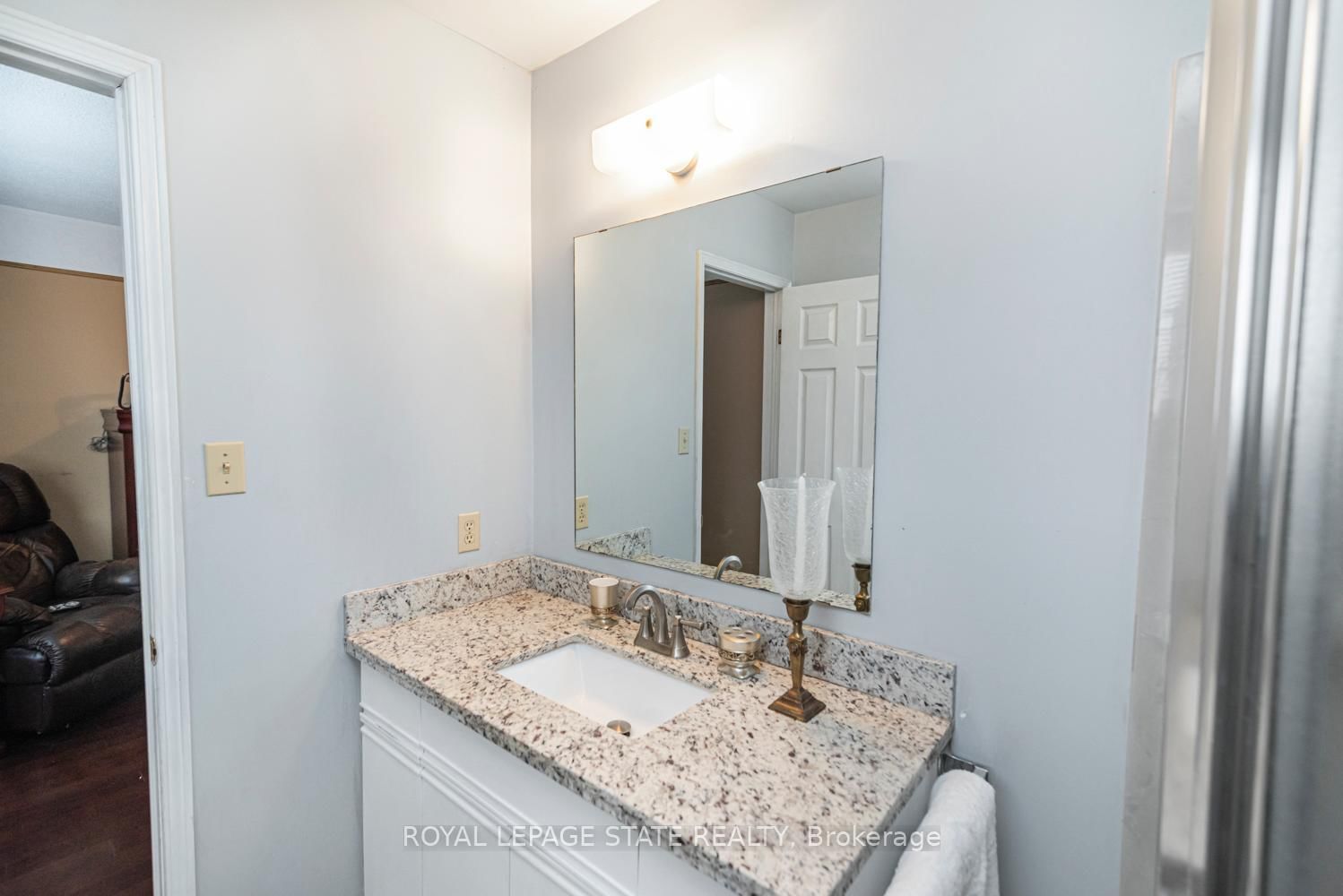 Townhouse for sale at 22-255 Mount Albion Road, Hamilton, Ontario, L8K 6P7 - Red Hill - MLS: X12797004