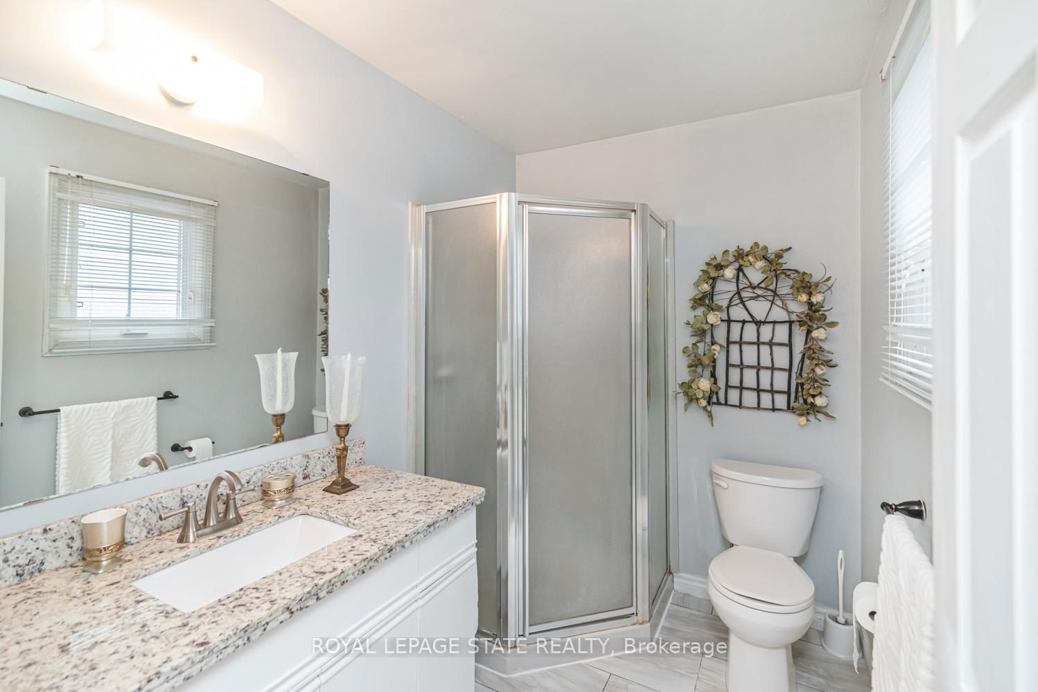 Townhouse for sale at 22-255 Mount Albion Road, Hamilton, Ontario, L8K 6P7 - Red Hill - MLS: X12797004