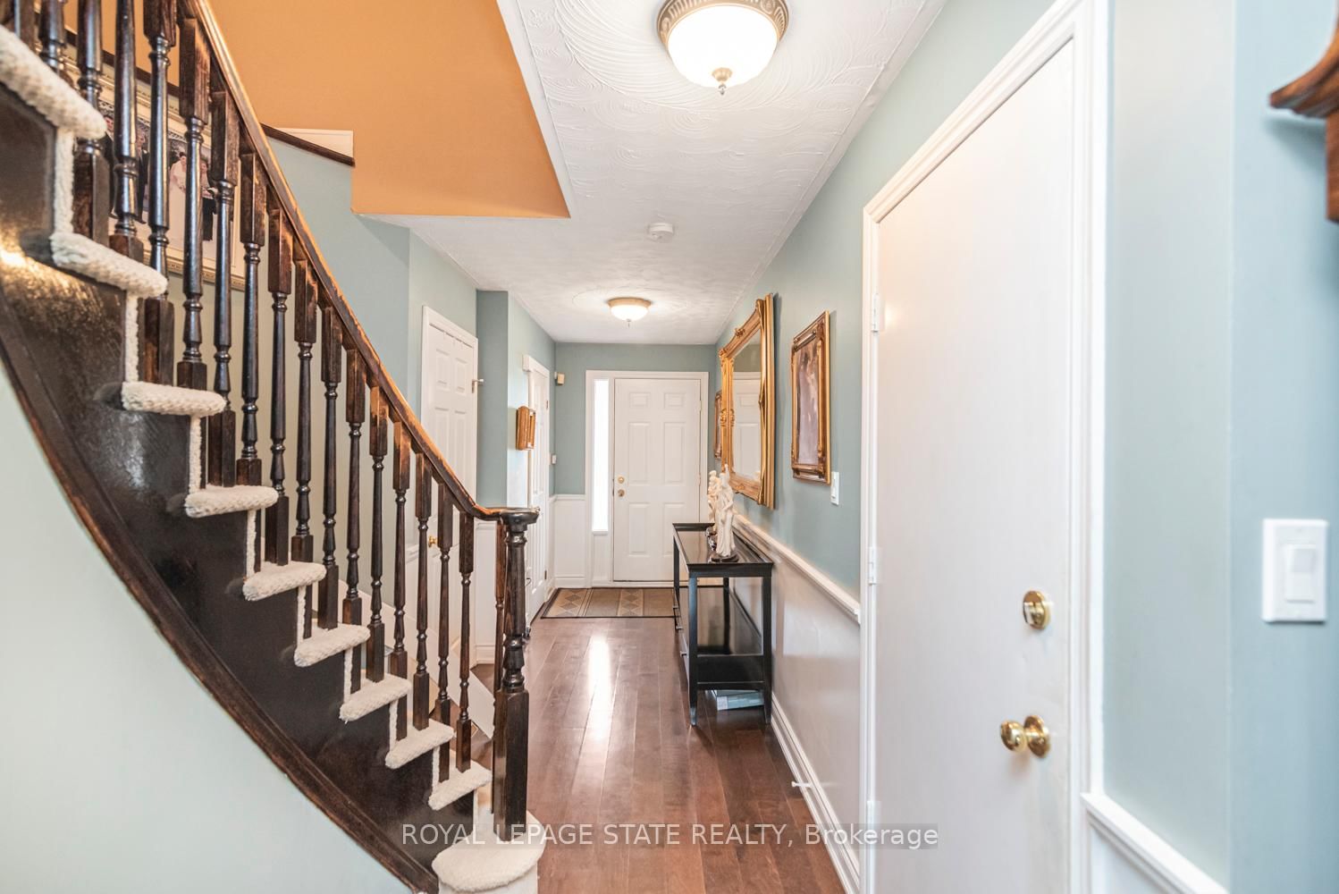 Townhouse for sale at 22-255 Mount Albion Road, Hamilton, Ontario, L8K 6P7 - Red Hill - MLS: X12797004