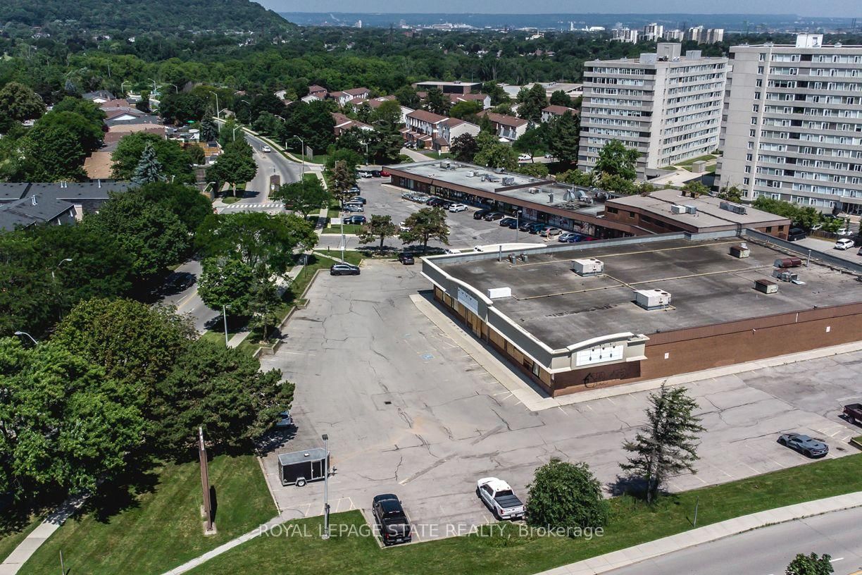 255 Mount Albion Road, Unit 22