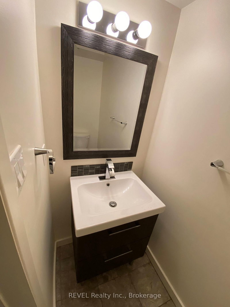 22 - 5815 Swayze Dr, Niagara Falls, L2J 3W3 | Image 3