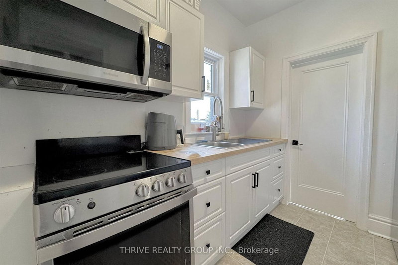 Upper - 230 Grey St, London East, N6B 1G5 | Image 3