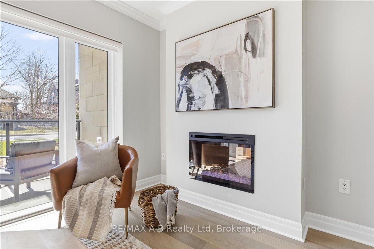 235 John Street N, Unit 109 - Photo 16