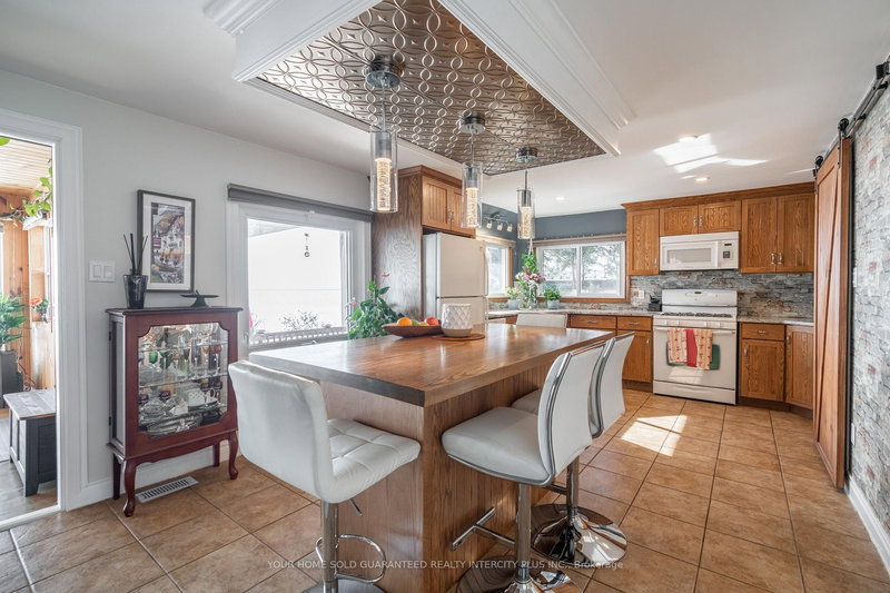 17 Bee St, Norfolk, N0E 1P0 | Image 2