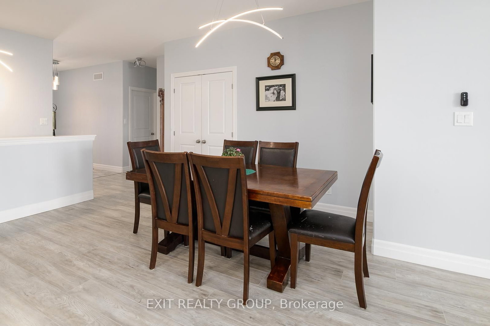 Detached House for sale at 16 Matheos Crescent, Quinte West, Ontario, K8V 0L2 - Murray Ward - MLS: X12798852