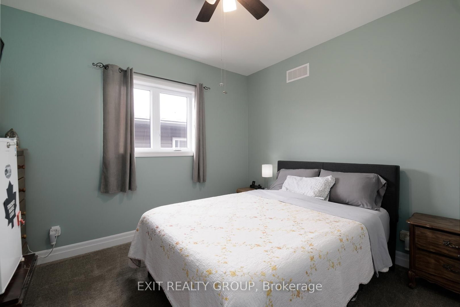 Detached House for sale at 16 Matheos Crescent, Quinte West, Ontario, K8V 0L2 - Murray Ward - MLS: X12798852