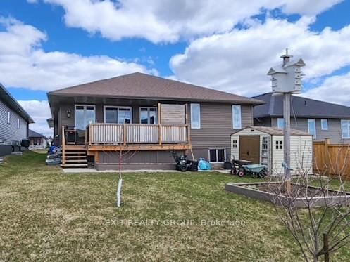 Detached House for sale at 16 Matheos Crescent, Quinte West, Ontario, K8V 0L2 - Murray Ward - MLS: X12798852