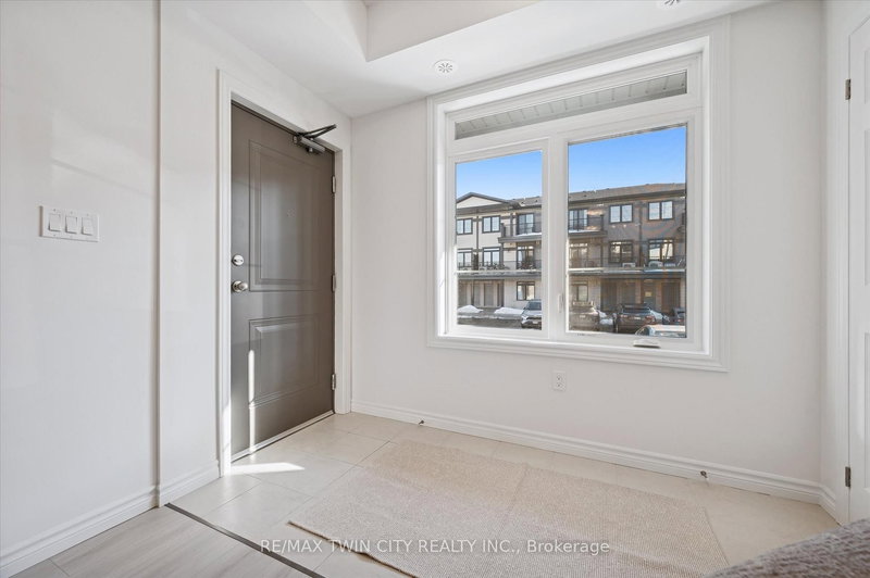 51 Lomond Lane, Kitchener, N2R 0T6 | Image 2