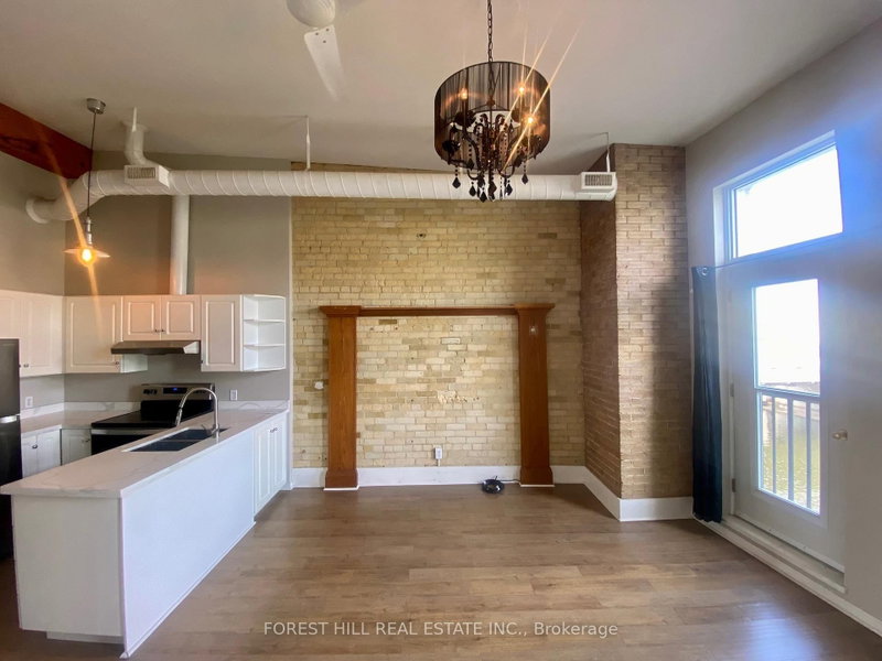 1 - 18 Water Street N