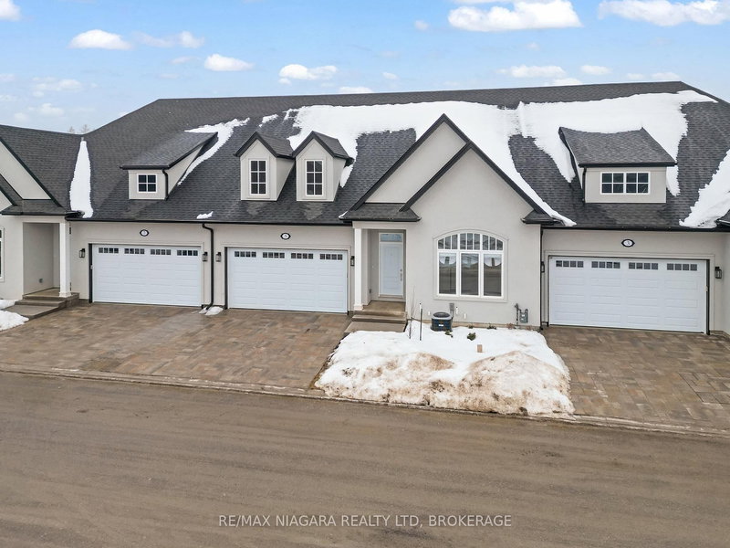 2 - 5 Butternut Cres, Fort Erie, L0S 1N0 | Image 3