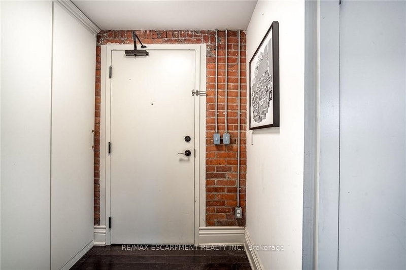 104 - 200 Stinson St, Hamilton, L8N 4J5 | Image 3