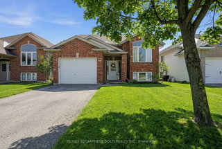 136 Courtney Crescent