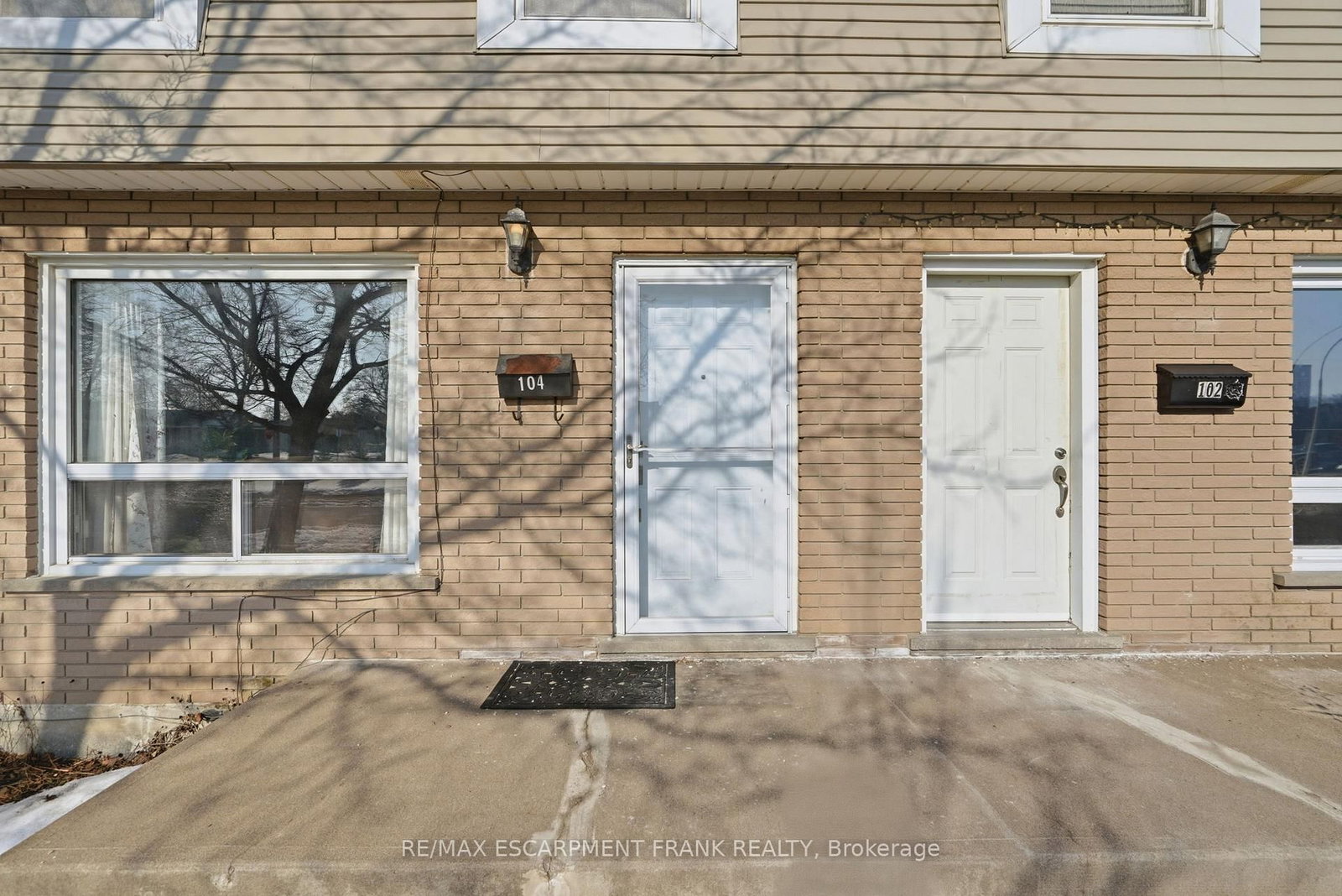 104 Neil Avenue • Hamilton, ON photo 3