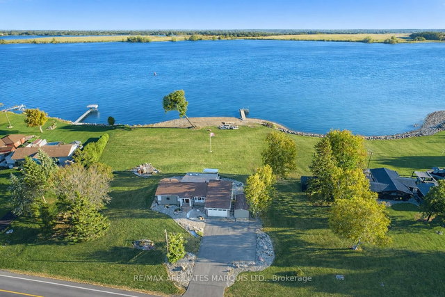 11728 Lakeshore Drive