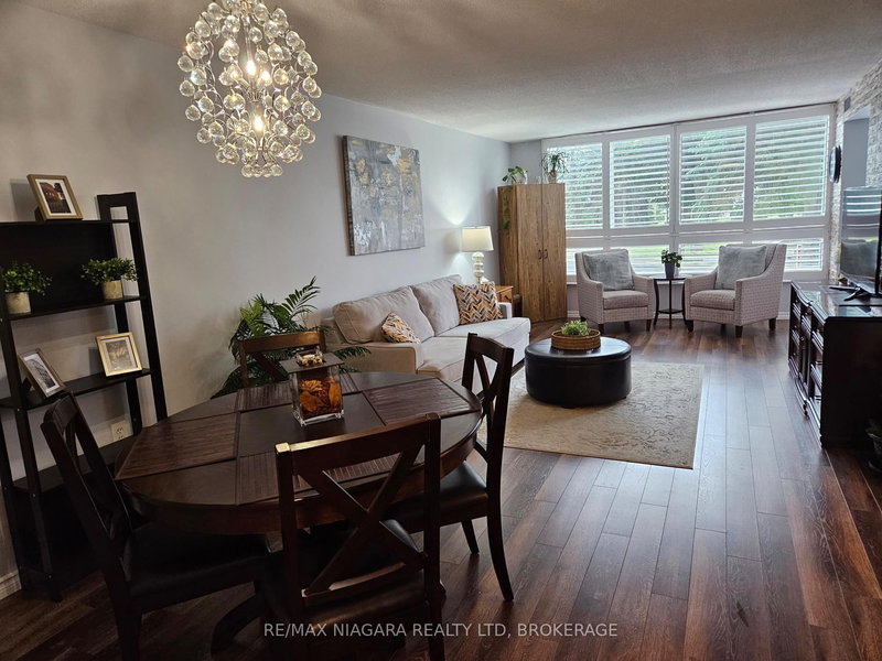 210 - 5100 Dorchester Rd, Niagara Falls, L2E 7H4 | Image 3