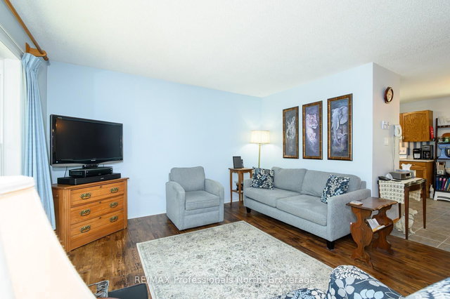 224 Stephenson 4 Road W