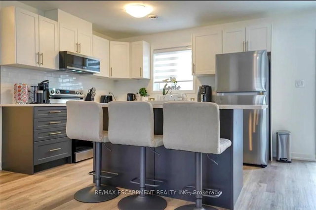 721 - 4263 Fourth Avenue