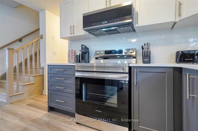 721 - 4263 Fourth Avenue