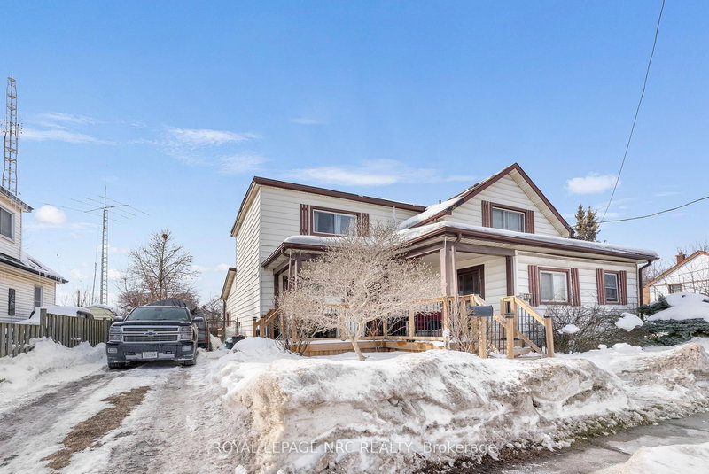 home for sale on 87 Pine Street S