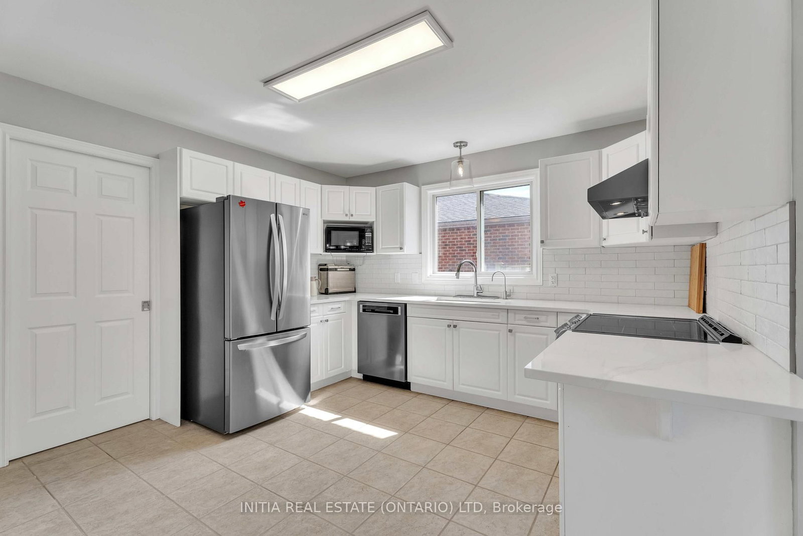 Detached House for sale at 2021 Lumb Court, London North, Ontario, N6G 5J4 - North R - MLS: X12800482