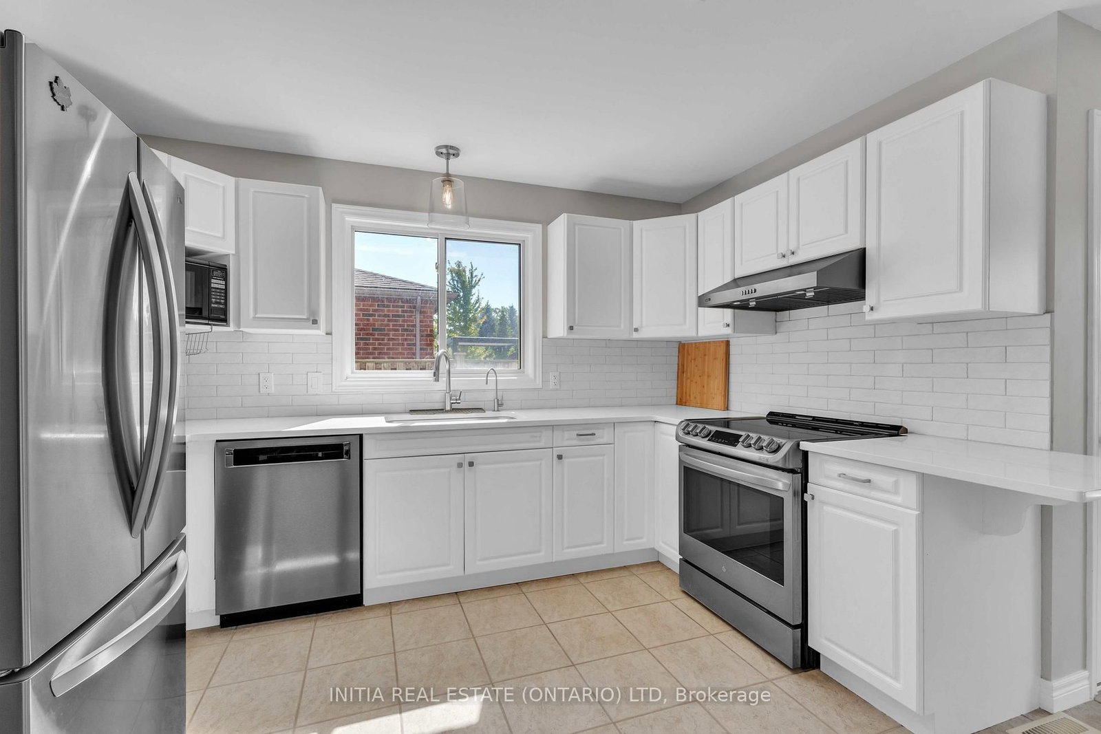 Detached House for sale at 2021 Lumb Court, London North, Ontario, N6G 5J4 - North R - MLS: X12800482