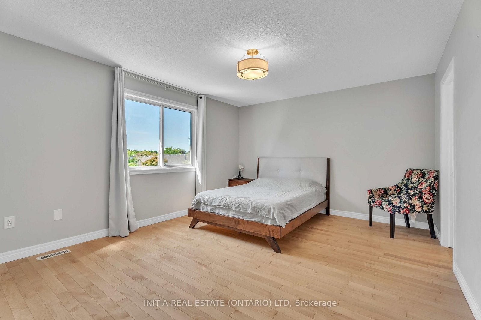 Detached House for sale at 2021 Lumb Court, London North, Ontario, N6G 5J4 - North R - MLS: X12800482