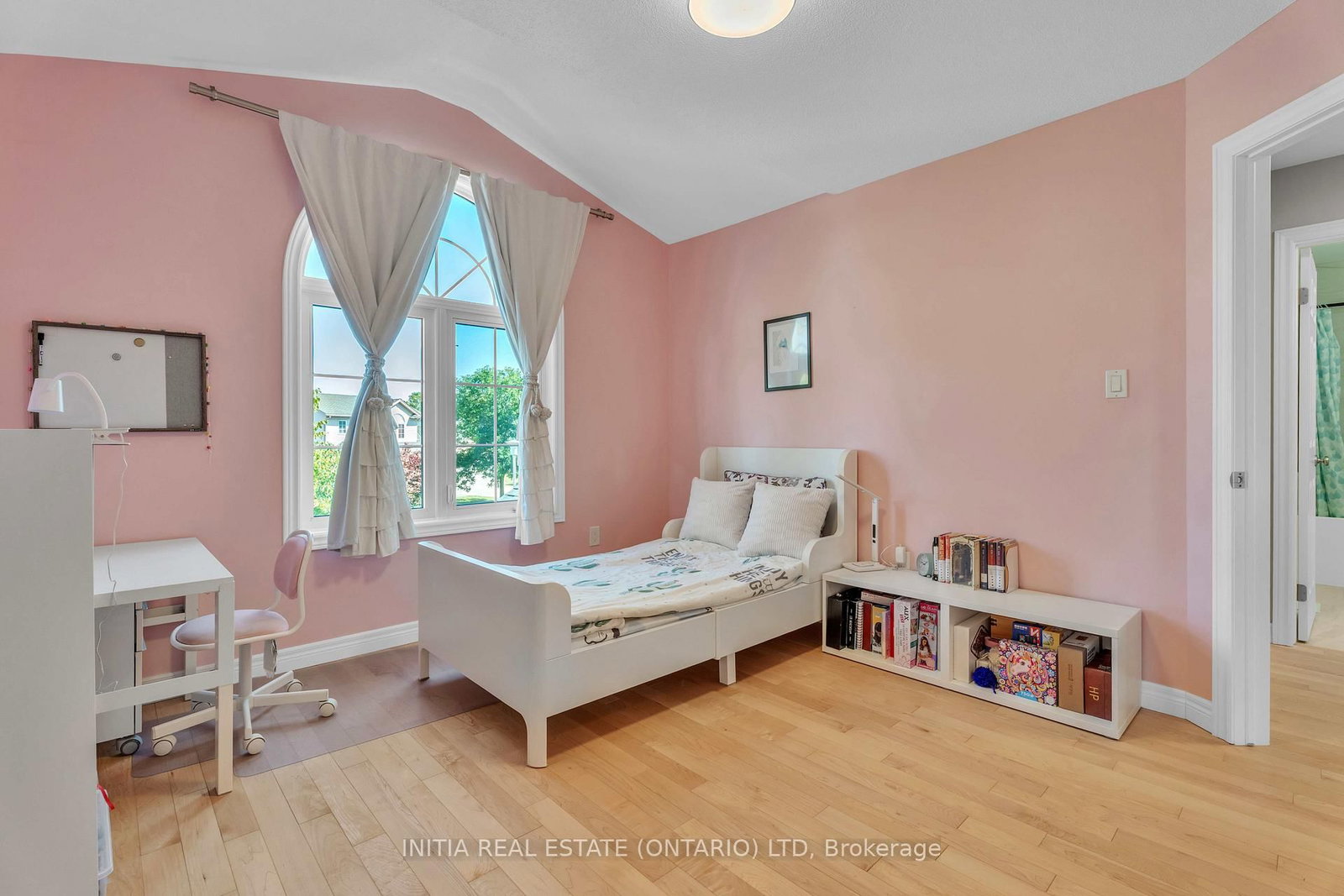 Detached House for sale at 2021 Lumb Court, London North, Ontario, N6G 5J4 - North R - MLS: X12800482