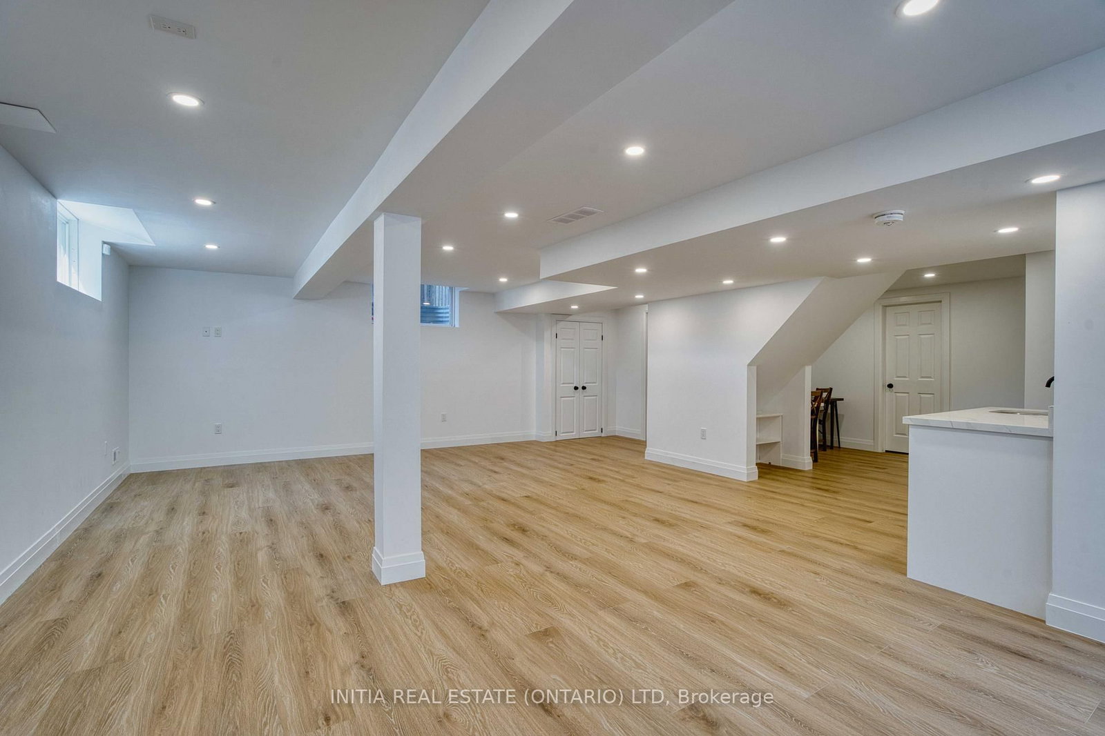 Detached House for sale at 2021 Lumb Court, London North, Ontario, N6G 5J4 - North R - MLS: X12800482