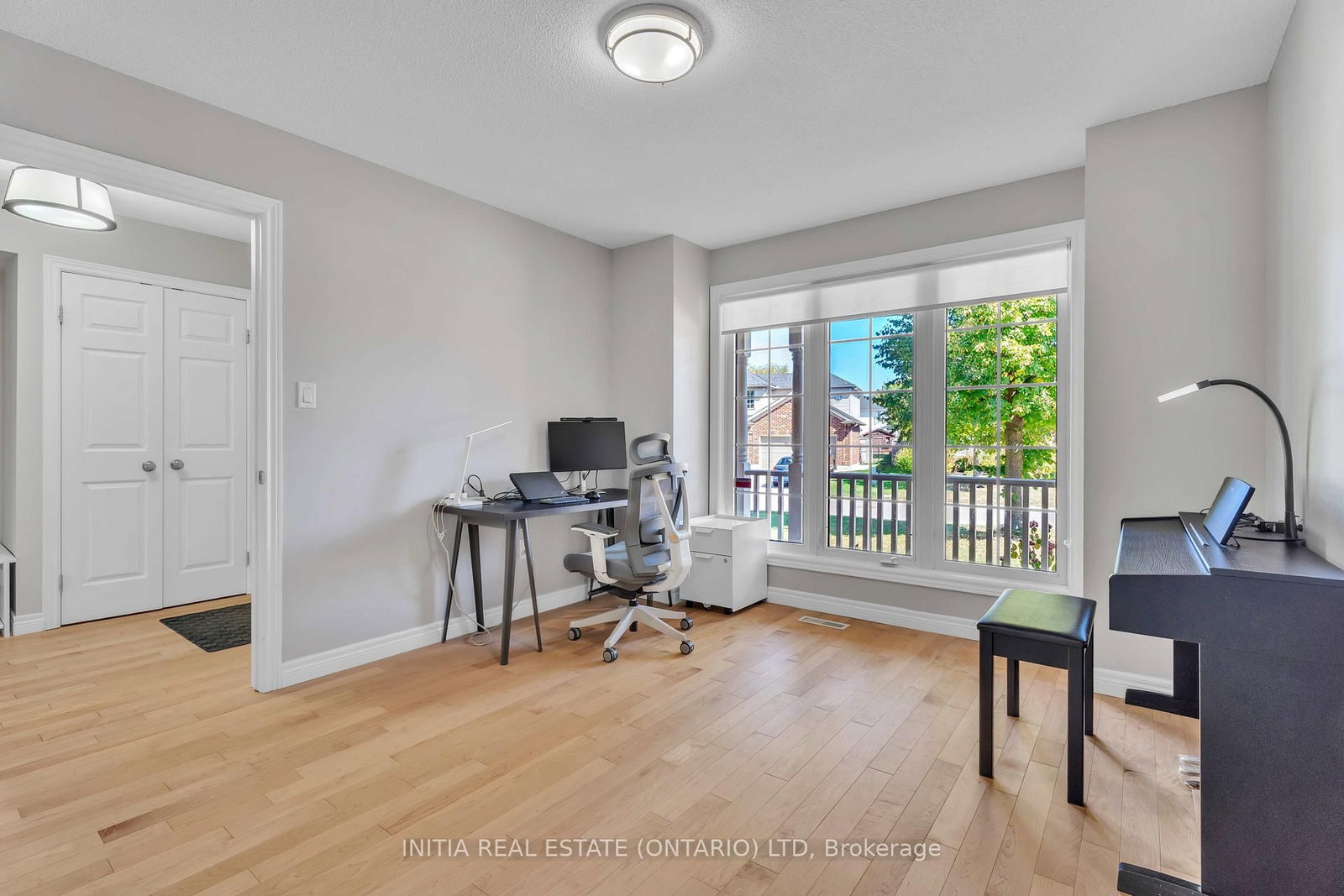 Detached House for sale at 2021 Lumb Court, London North, Ontario, N6G 5J4 - North R - MLS: X12800482