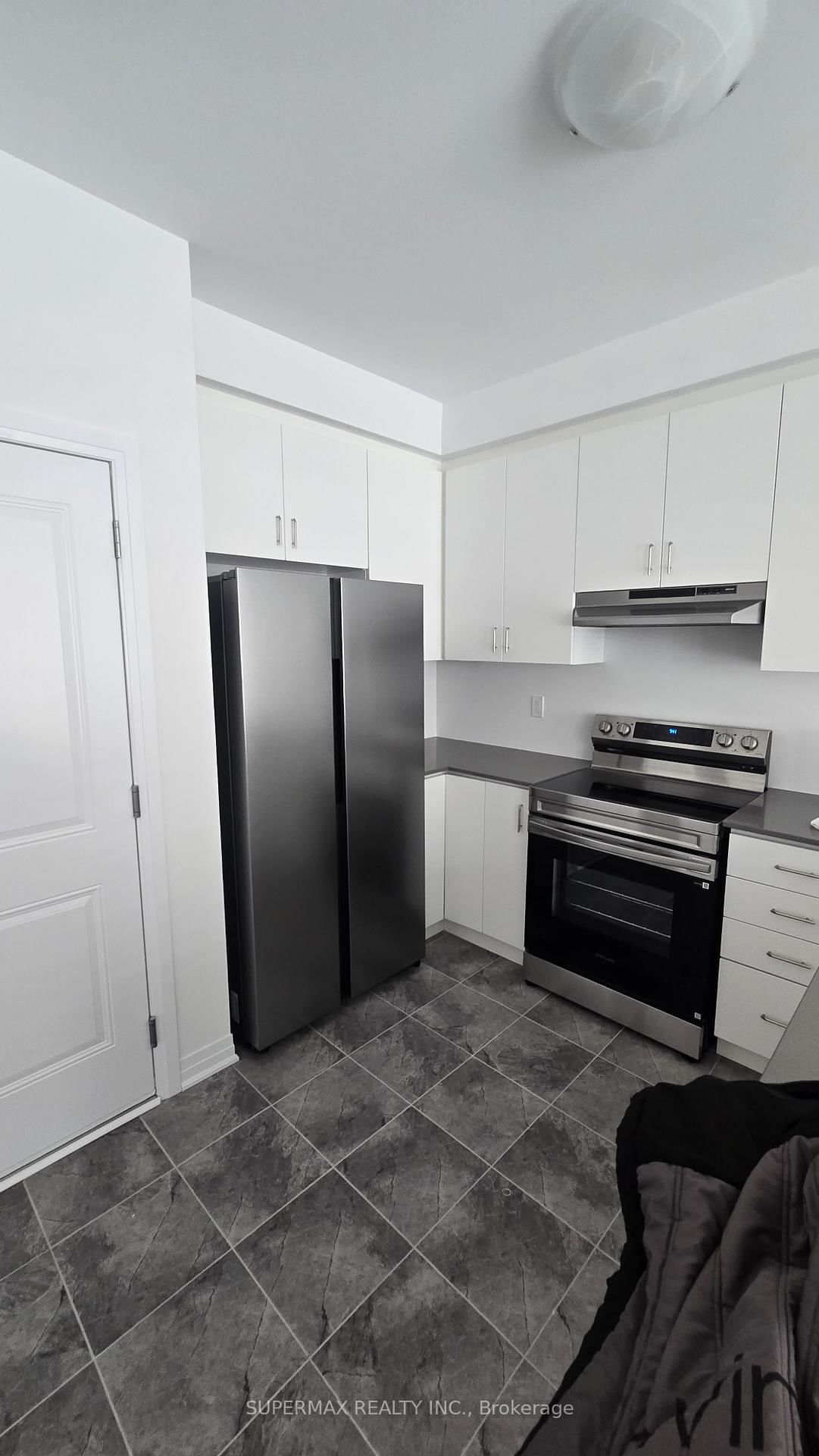 111 Manuel Street - Photo 32