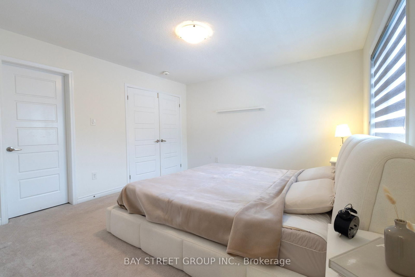 Townhouse for sale at 11-230 Avonsyde Boulevard, Hamilton, Ontario, L8B 1T9 - Waterdown - MLS: X12800602