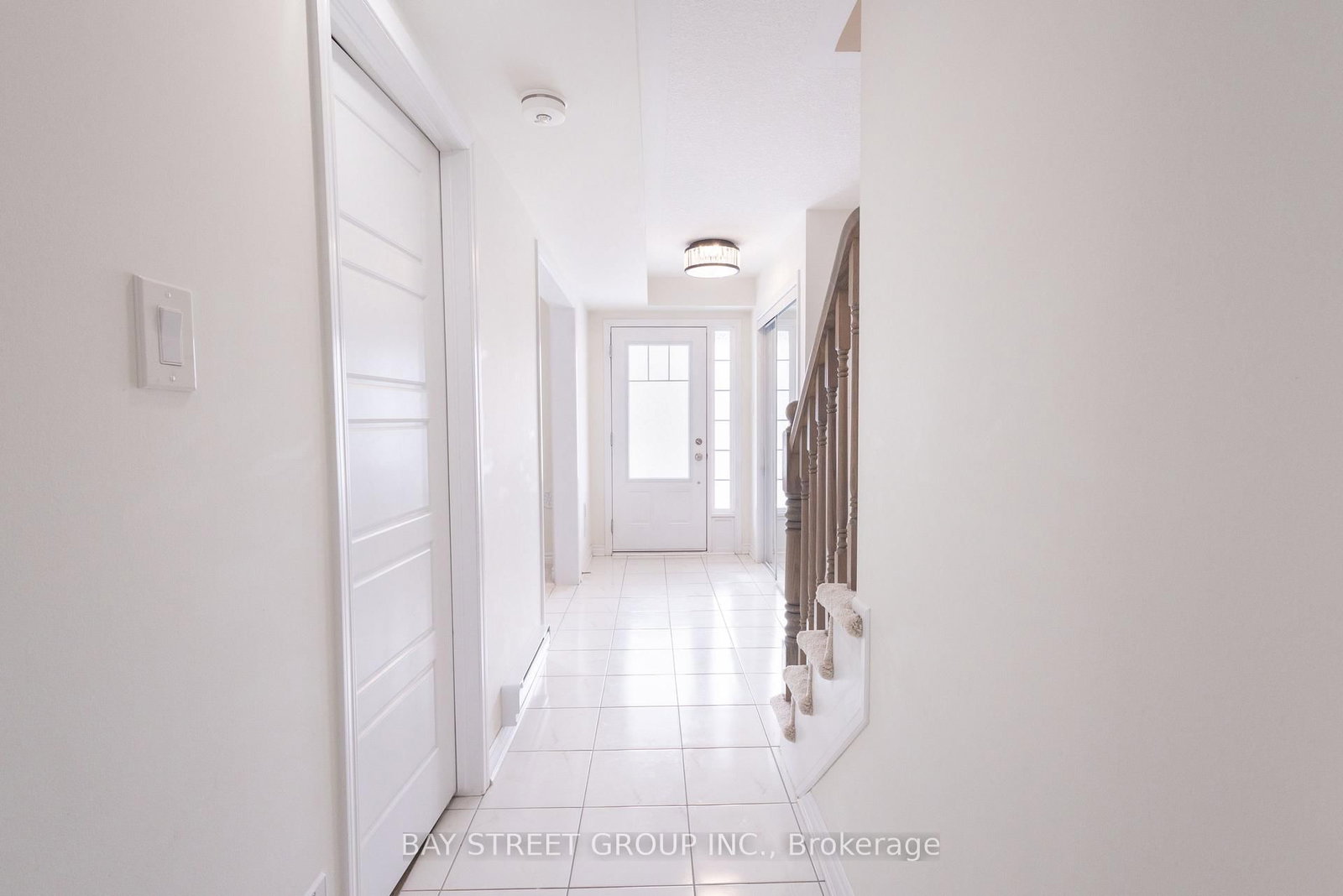 Townhouse for sale at 11-230 Avonsyde Boulevard, Hamilton, Ontario, L8B 1T9 - Waterdown - MLS: X12800602