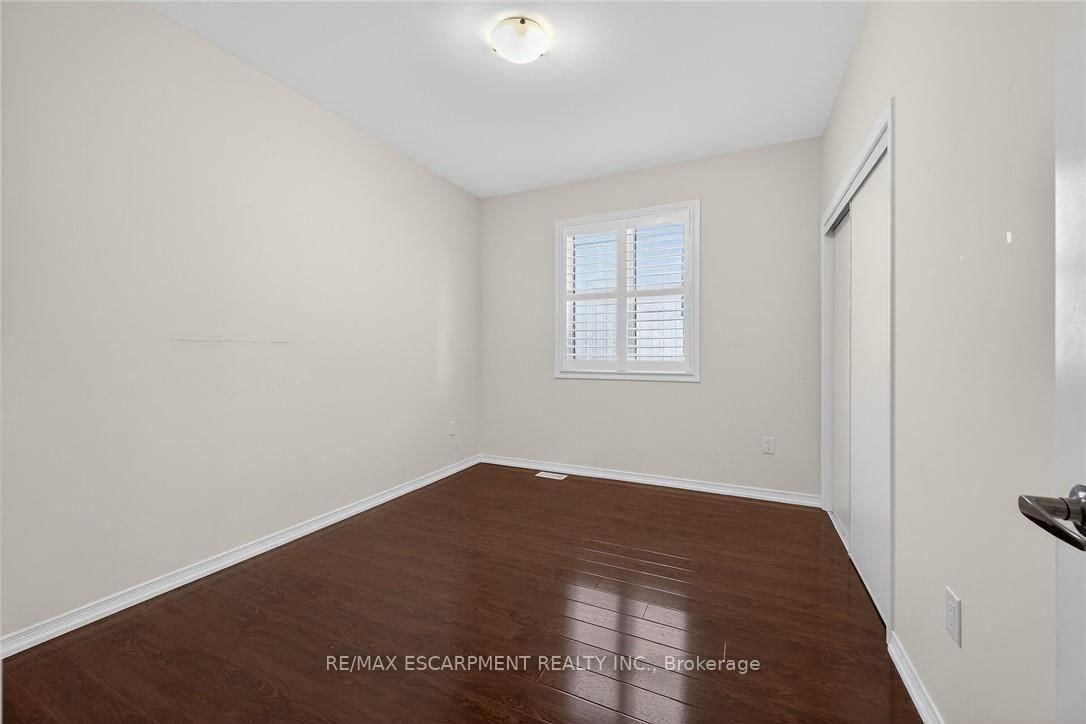 17 Larry Crescent - Photo 35