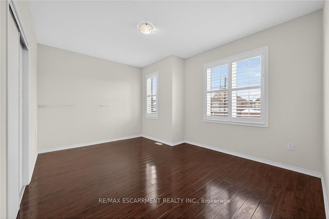 17 Larry Crescent - Photo 38