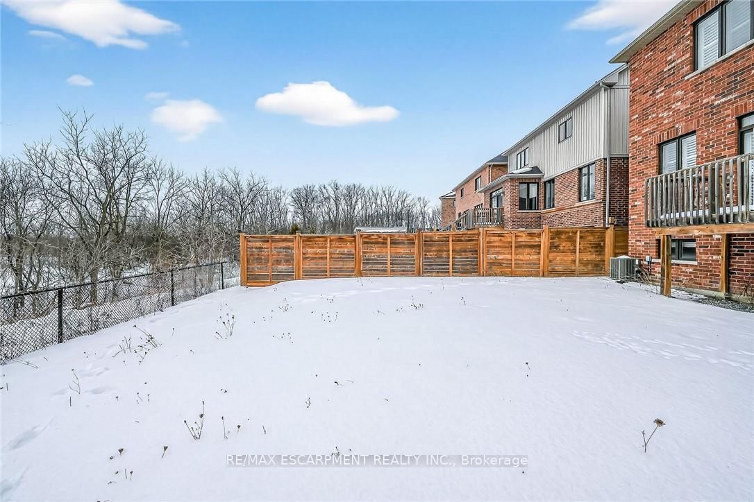 17 Larry Crescent - Photo 45